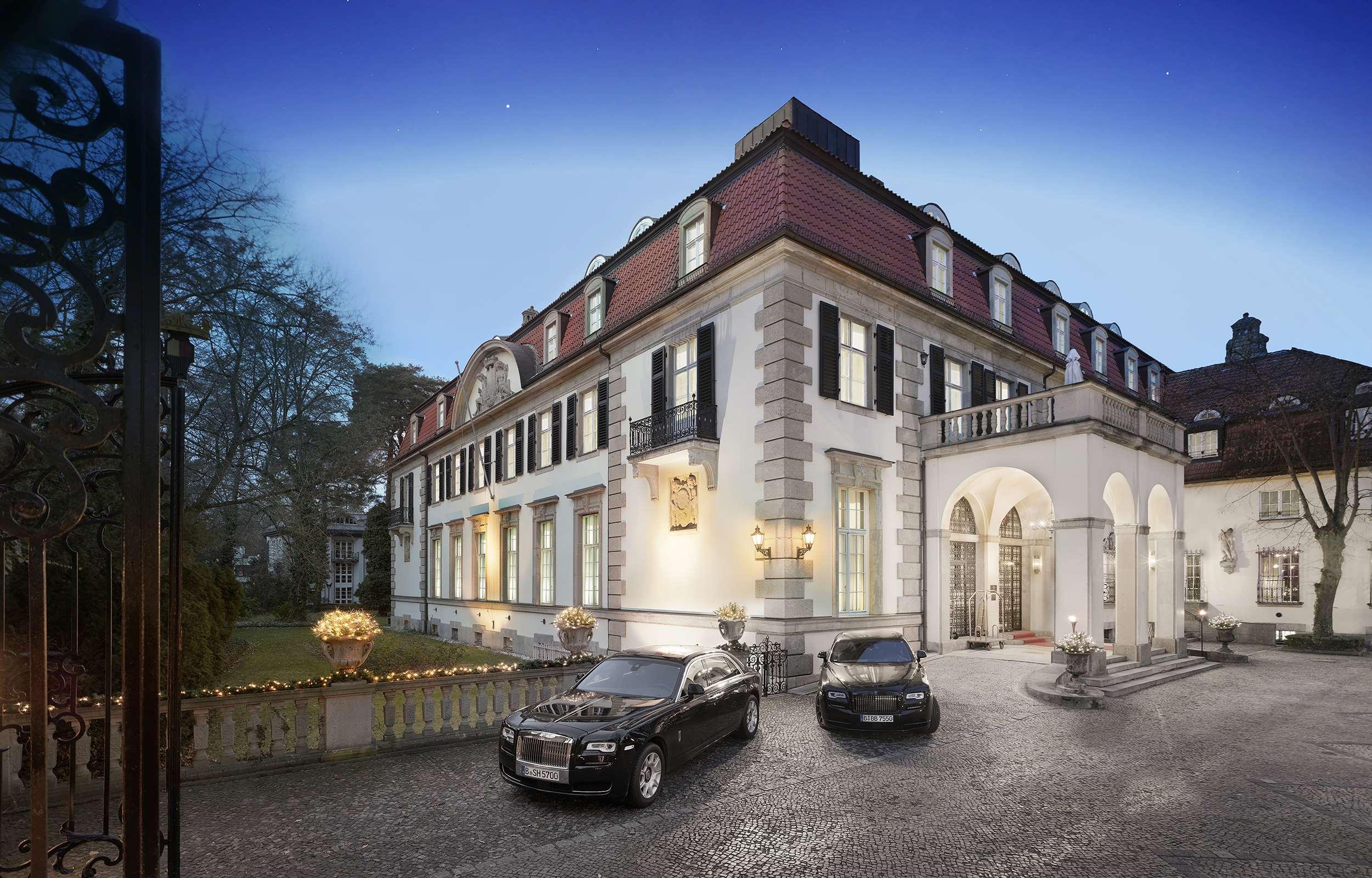 Schlosshotel Berlin Bagian luar foto The Residence